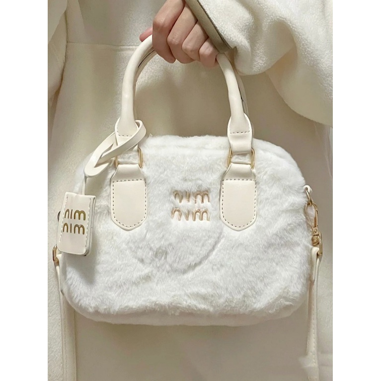 Túi Xách Đeo Chéo Phủ Lông Thời Trang Thu Đông Dễ Thương Cho Nữ