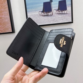 VÍ NỮ Coach  wallet medium corner zip wallet