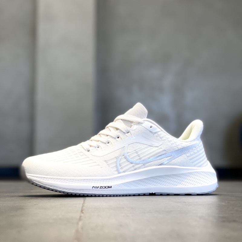 GIẦY THỂ THAO SIÊU NHẸ FULL TRẮNG NAM NỮ