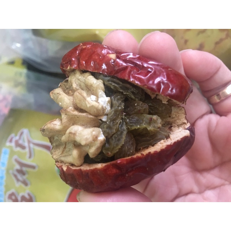 Táo khô kep quả óc chó và nho 485g