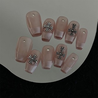 Nail Box thiết kế theo yêu cầu chrome heart tone hồng