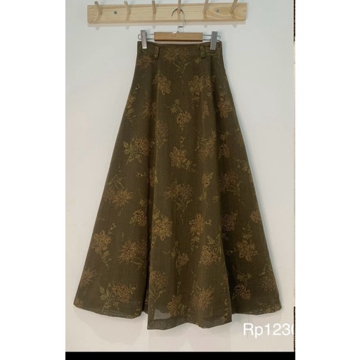 Chân váy nhật pass