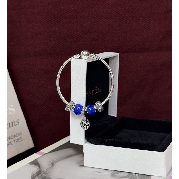 Lắc tay cứng Pandora mix kèm 5 charm