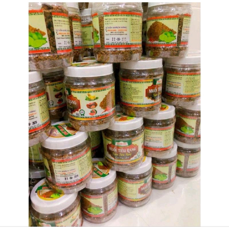 Mua 2 tặng 1 hũ nhỏ - muối tiêu rang gia truyền