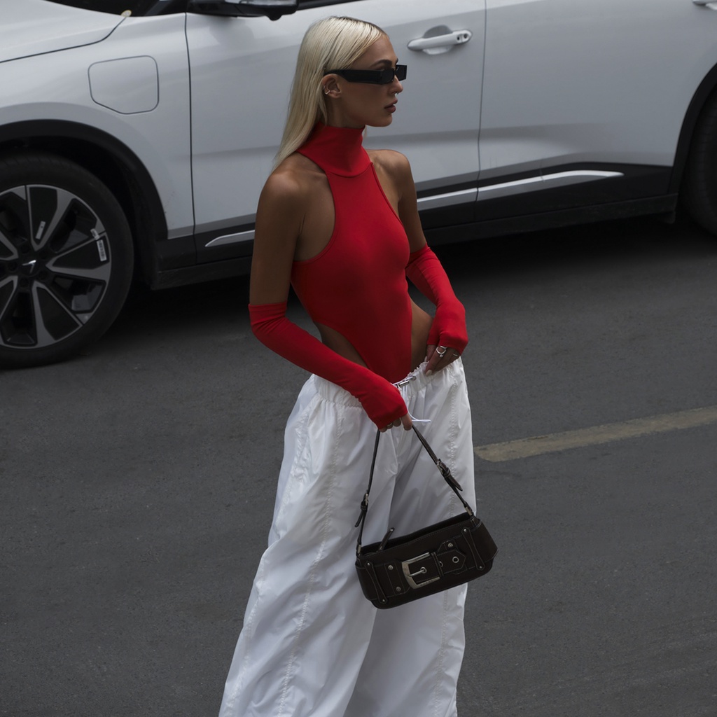 TATICHU - Turtleneck Sleeveless High Cut Bodysuit - Bodysuit cổ lọ khoét eo cao | BigBuy360 - bigbuy360.vn