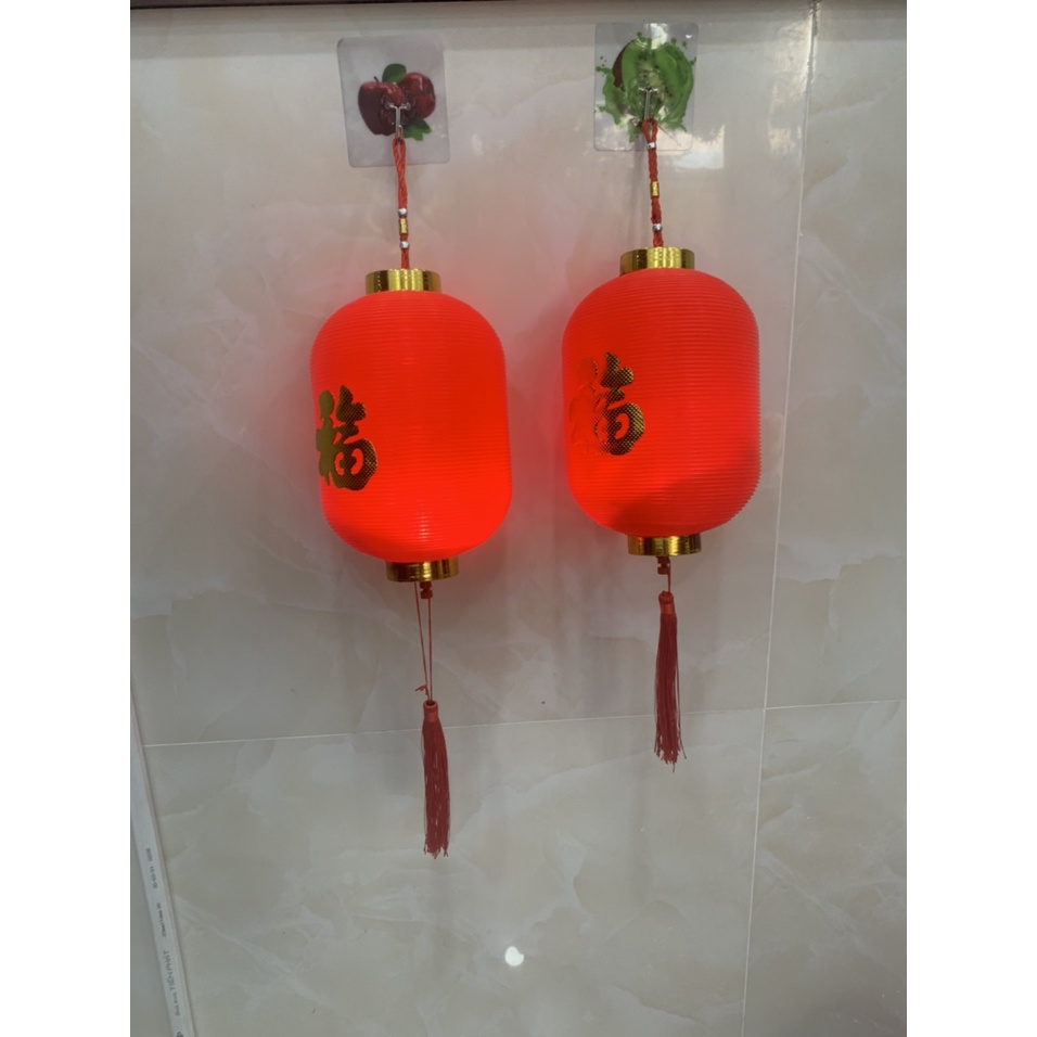 Đèn lồng đỏ kèm đèn led trang trí nhà cửa nhân dịp năm mới, tết cổ truyền