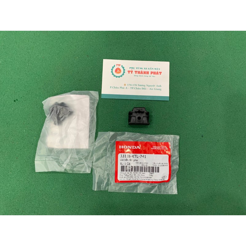 Mủ đen gài đèn pha WS 100 ,  RS zin