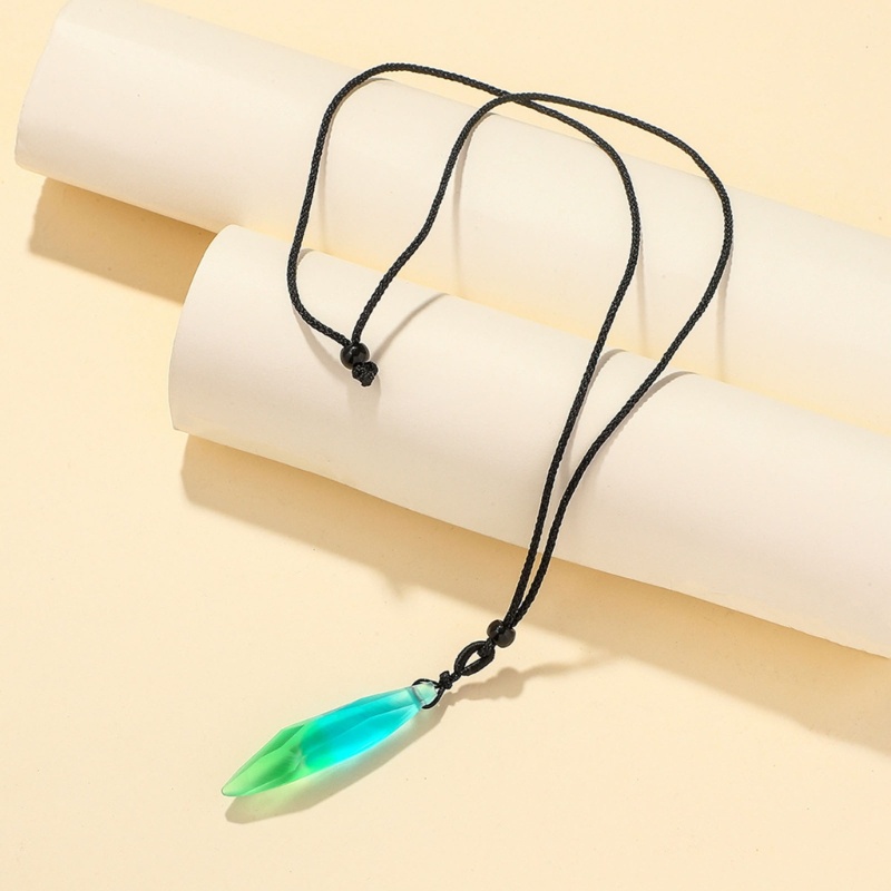 Vòng cổ Mặt Đa Giác Đính Hạt Nhựa Resin