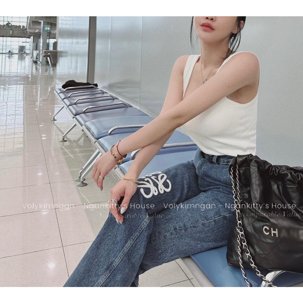 Quần jean suông thêu loe.we