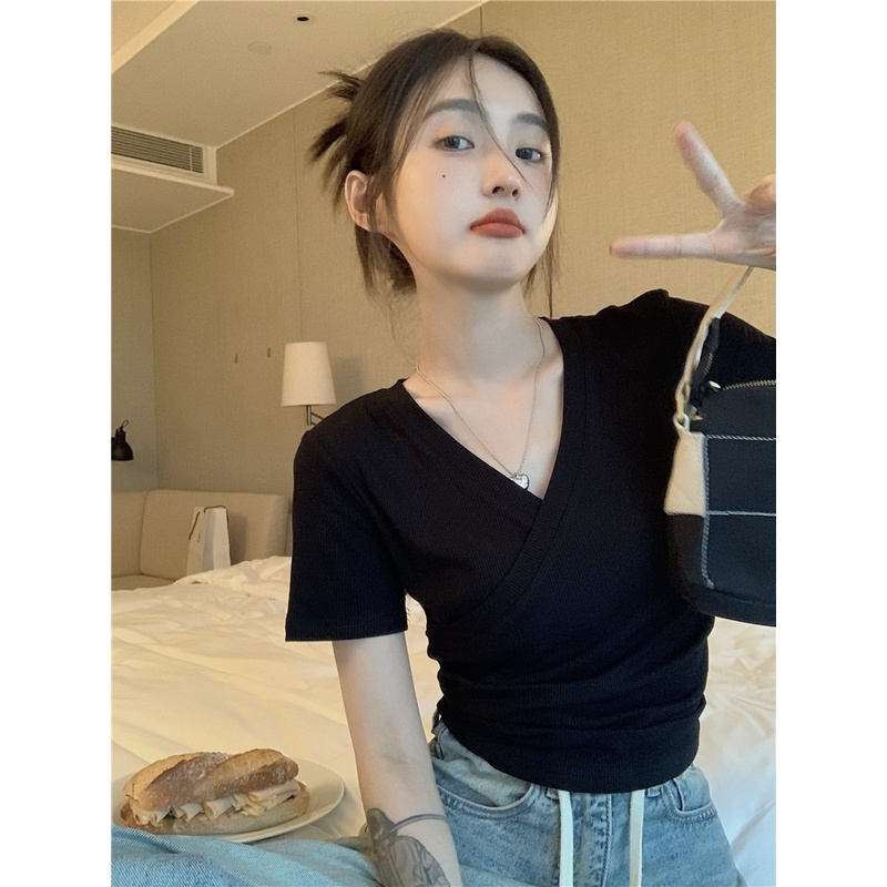 [3 Màu Sắc] Áo Thun Thiết Kế Cổ Chữ V Chéo Tay Ngắn