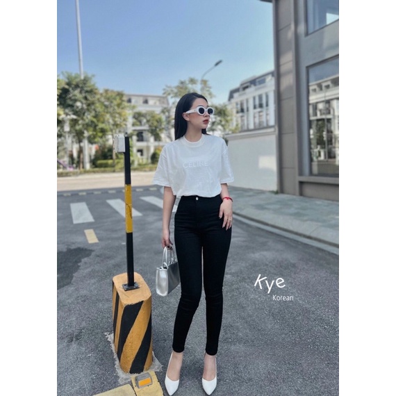 Áo phông chữ CELI in ngực TTA577