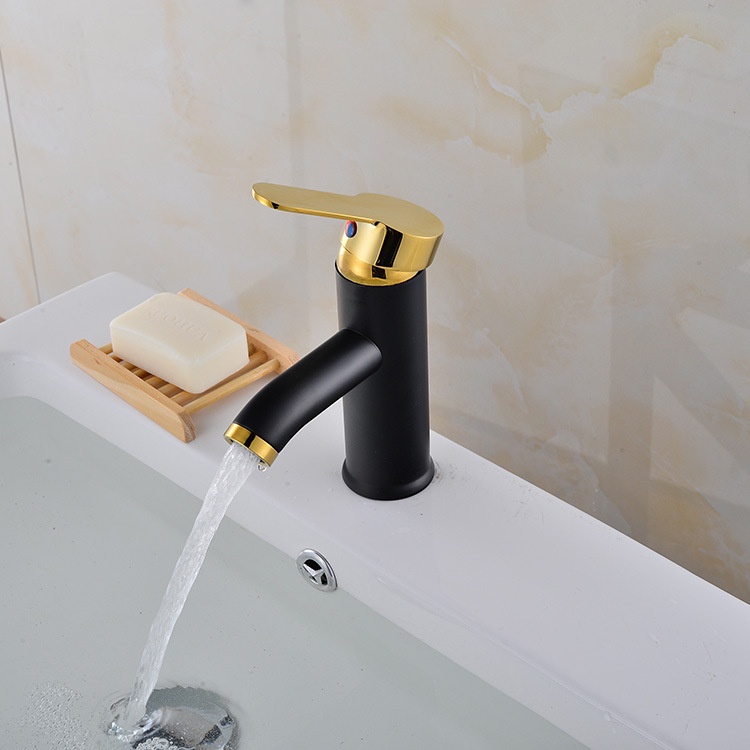 Vòi lavabo nóng lạnh mạ tĩnh điện đẹp
