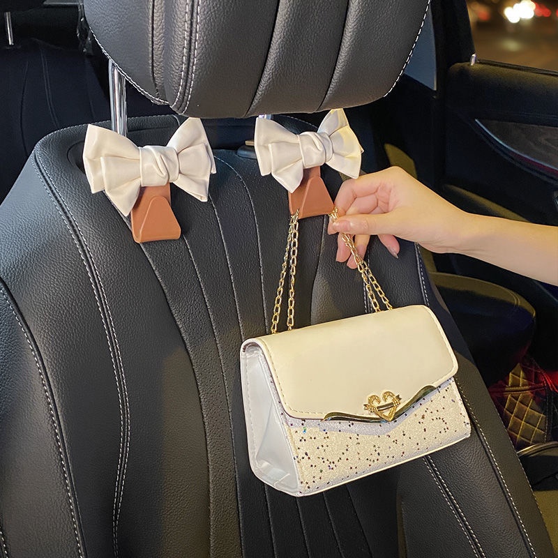 Móc Treo Đồ Gắn Lưng Ghế Xe Hơi Đa Năng Tiện Dụng