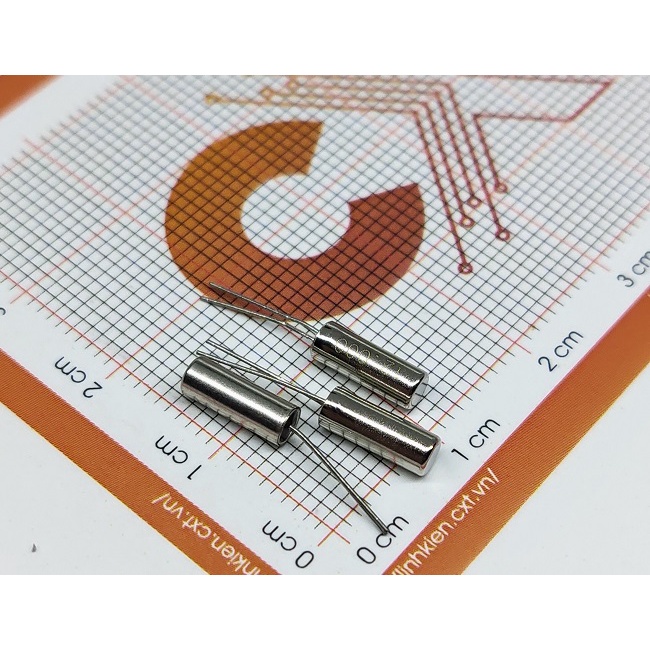 Thạch anh 3x8mm 2 chân cắm 8mHz 12mHz 16mHz 32.768mHz