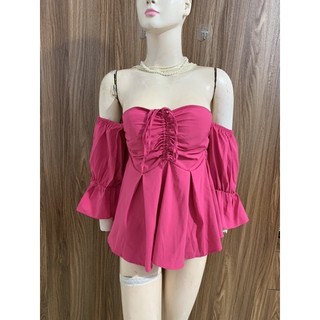 Áo hồng kiểu bẹt vai. Size M, áo thanh lý