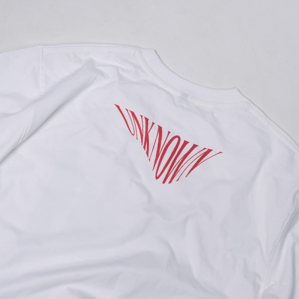 Áo thun in "moody" unknown ss2023 tay ngắn trắng cotton