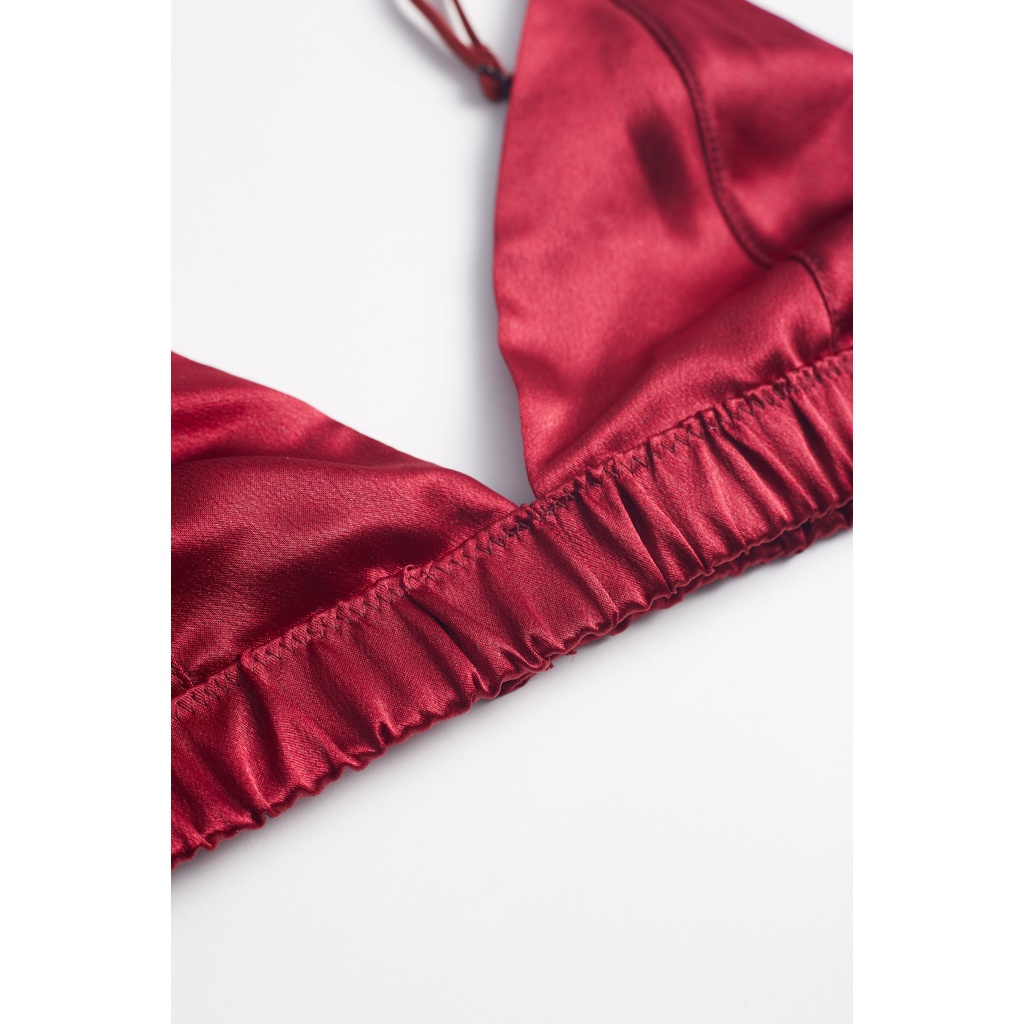 Áo lót Satin Đỏ Đun kèm đệm mỏng Lace.thelabel | BigBuy360 - bigbuy360.vn