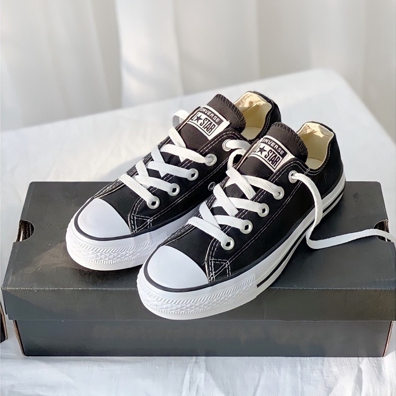 Giày CONVERSE tặng tất, full box