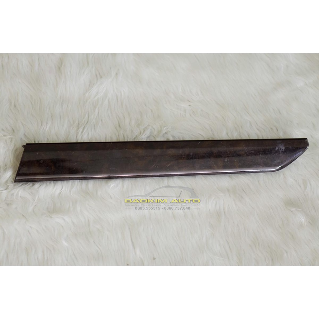 Ốp trang trí Tapi cánh cửa vân gỗ Chevrolet Captiva, chính hãng GM, nhập khẩu GM Korea.