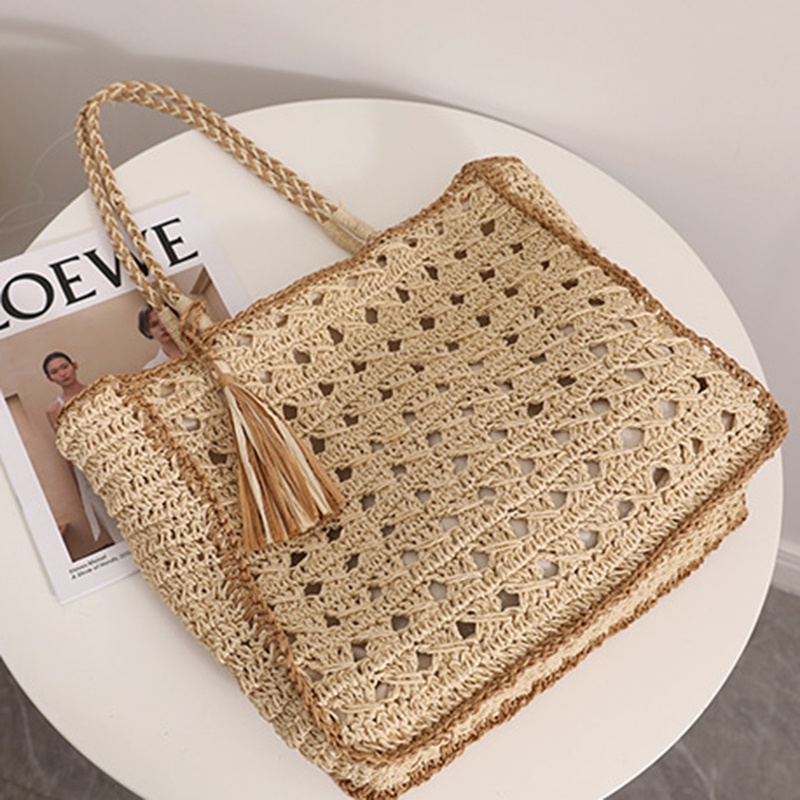 Túi Đeo Vai Hình Vuông Cỡ Nhỏ Thiết Kế Đục Lỗ Phối Tua Rua Thời Trang Cho Nữ