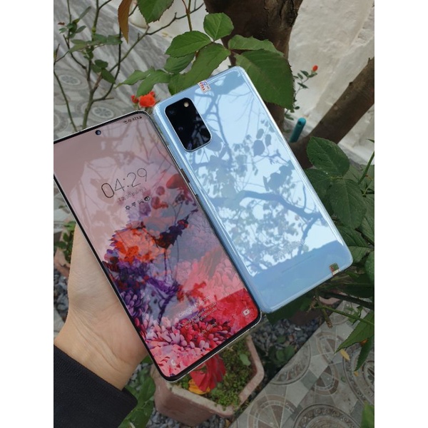 Điện thoại Samsung S20plus 5G cấu hình cao chiến game ngon !