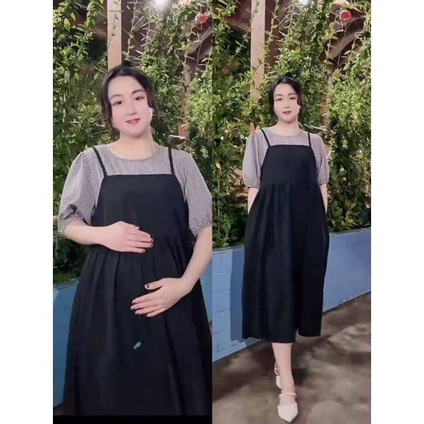 Váy bầu thiết kế yếm đen liền áo kẻ phù hợp đi làm công sở,đi chơi,đi du lịch