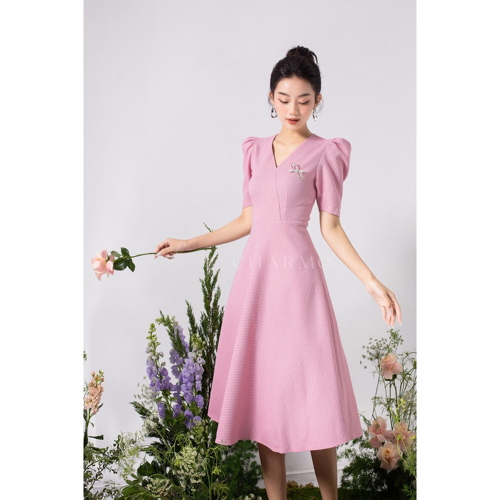 Đầm thiết kế CHARMO cổ V form dáng xòe basic vải cotton bố tôn dáng Vneck Split Dress