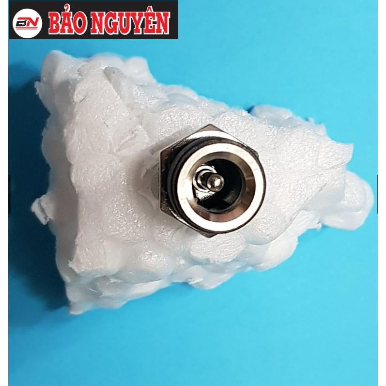 Jack sạc DC, jack cái 5.5*2.1mm, lỗ khoan 10mm, có nắp đậy. BN.