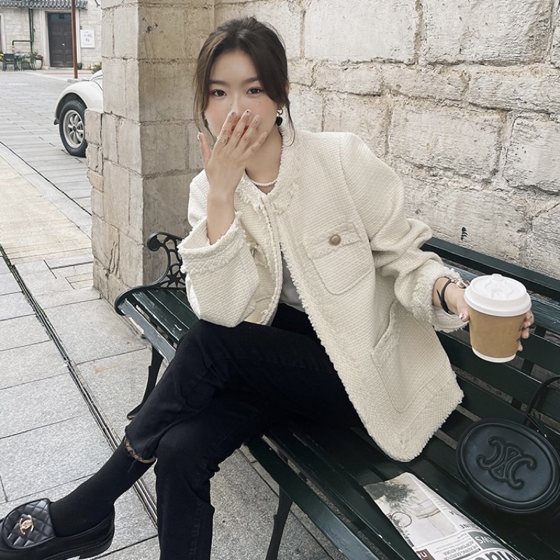 ÁO DẠ TWEED TRẮNG KEM CHẤT DÀY DẶN