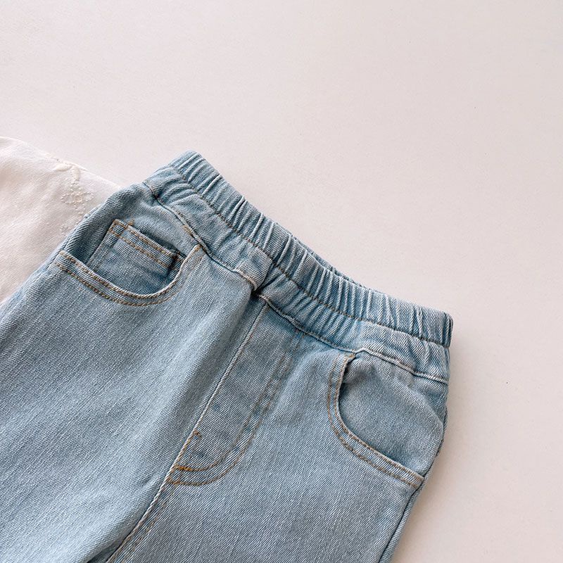 Quần Denim Dài Ống Loe Màu Xanh Nhạt Thời Trang Mùa Xuân Mới 2023 Cho Bé Gái