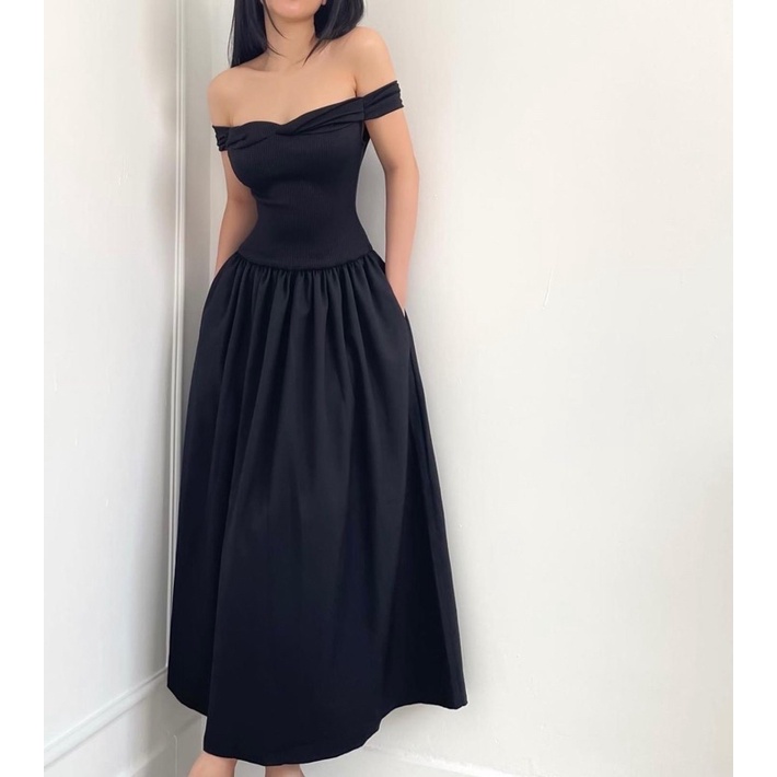 Jisu Dress - Đầm maxi xoắn ngực bệch vai, phối tùng cotton kèm 2 túi hông siêu xinh