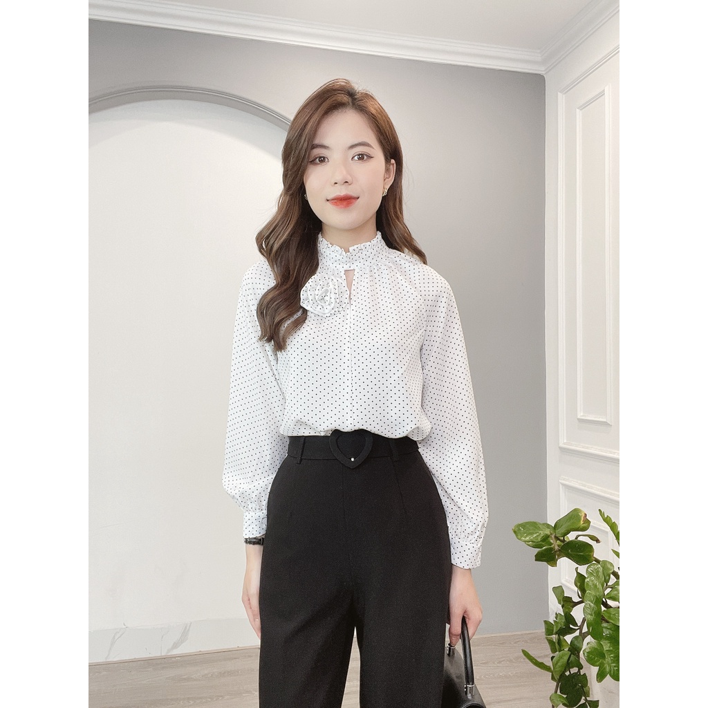 Áo Sơ Mi Lụa Chấm Bi Cổ Xếp Li Kèm Tag Hoa Min House