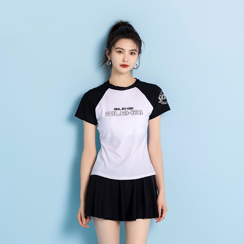 Bộ Đồ Bơi Hai Mảnh Thể Thao Che Bụng Kín Đáo Dành Cho Nữ