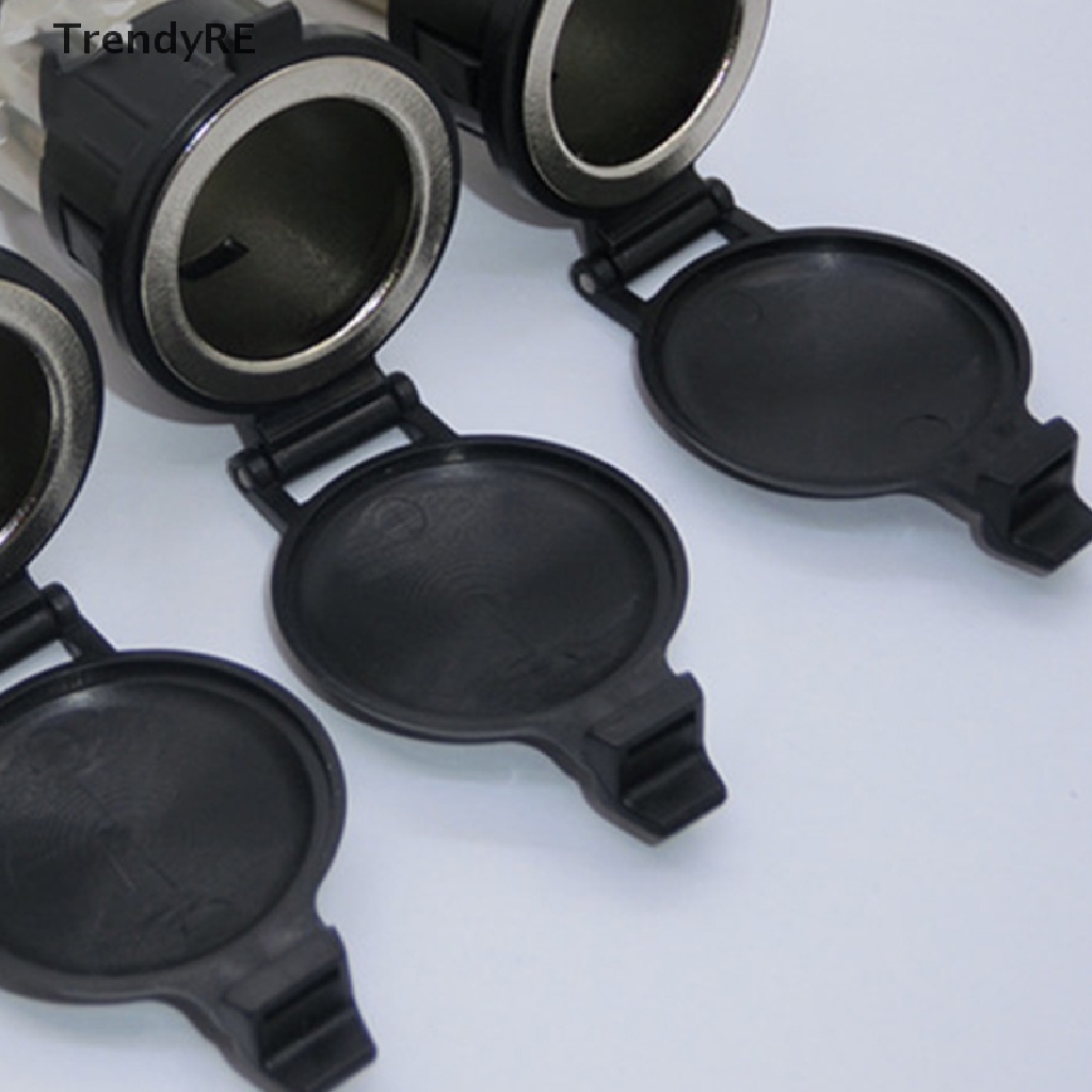 Ổ Cắm Điện 10A Kèm Vỏ Bọc Chống Thấm Nước Cho Xe Hơi