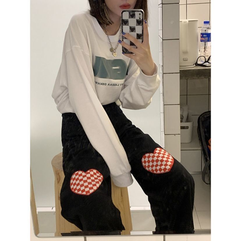 Quần Jeans Đen Xám Lưng Cao Ống Rộng Thêu Hình Trái Tim Thời Trang Thu Đông Hàn Quốc Cho Nữ