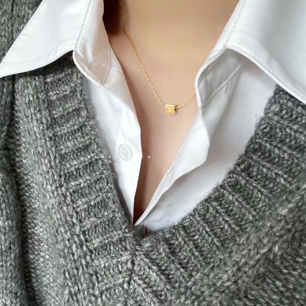 Vòng cổ Thép Titan Hai Lớp Mặt Chữ Thanh Lịch Cho Nam Nữ