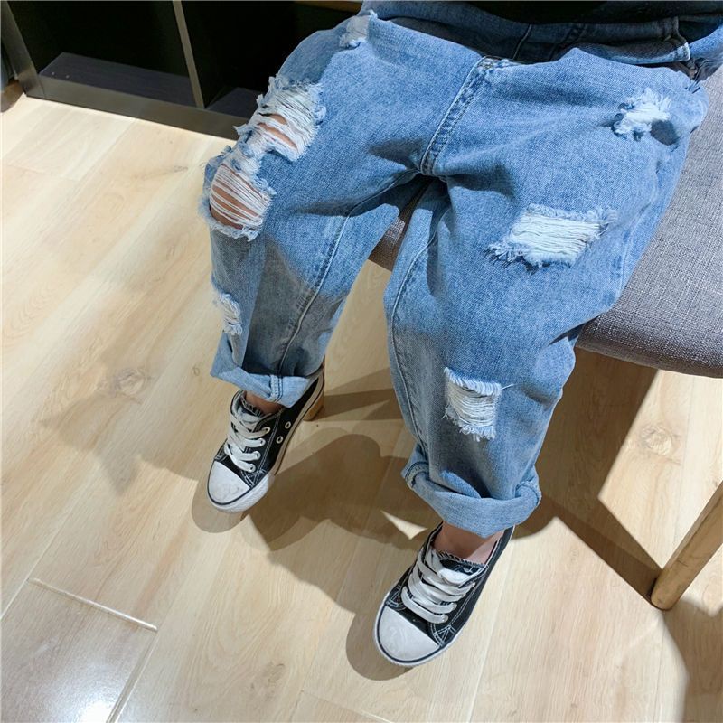 Quần Jean Rách Hàn Quốc Mới Mùa Hè 2023 Cho Bé Trai