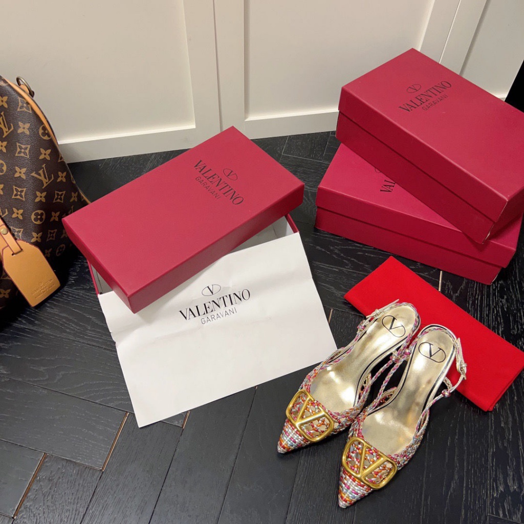 Sandal Cao Gót Hở Ngón Mũi Nhọn Thiết Kế Mới Thời Trang Dành Cho Năm 2023