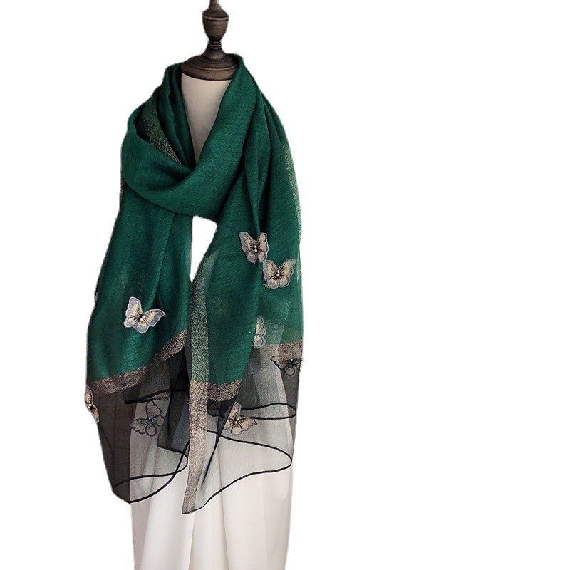 Khăn dâu tằm lụa đẹp,sang trọng 2023