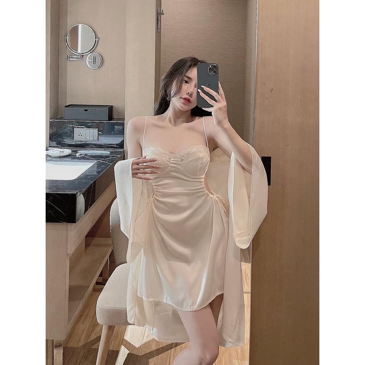 Đầm ngủ sexy - váy 2 dây cúp ngực rút eo cộng áo choàng tay loe rộng chất liệu lụa latin sangm,mịn màng Freesize