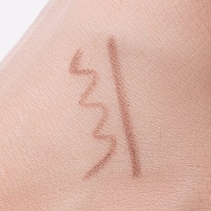 Bút Kẻ Mắt 6 Màu Tùy Chọn Chống Nước Lâu Trôi Dành Cho Nữ