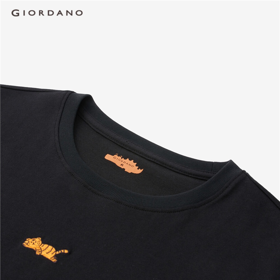 Áo thun nữ GIORDANO 05393385 tay ngắn họa tiết động vật thêu xinh xắn