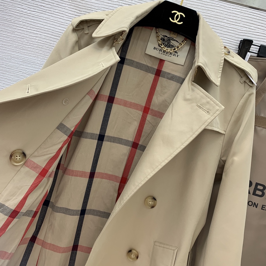 Áo khoác măng tô thời trang cao cấp Burberry BBR phong cách thanh lịch, thời thượng