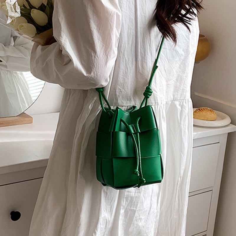 Túi Đeo Chéo Dệt Tay Cao Cấp Thời Trang Dành Cho Nữ