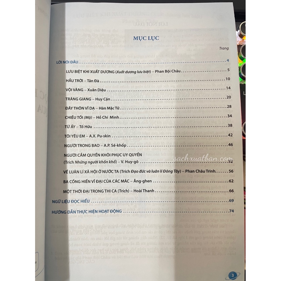 Sách Phát Triển Năng Lực Đọc Hiểu Văn Bản Văn Chương Qua Hệ Thống Phiếu Học Tập Lớp 11 Tập 2