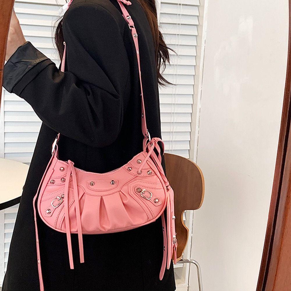 Túi Đeo Vai Da PU Đính Đinh Tán Phong Cách Punk 1 Cho Nữ