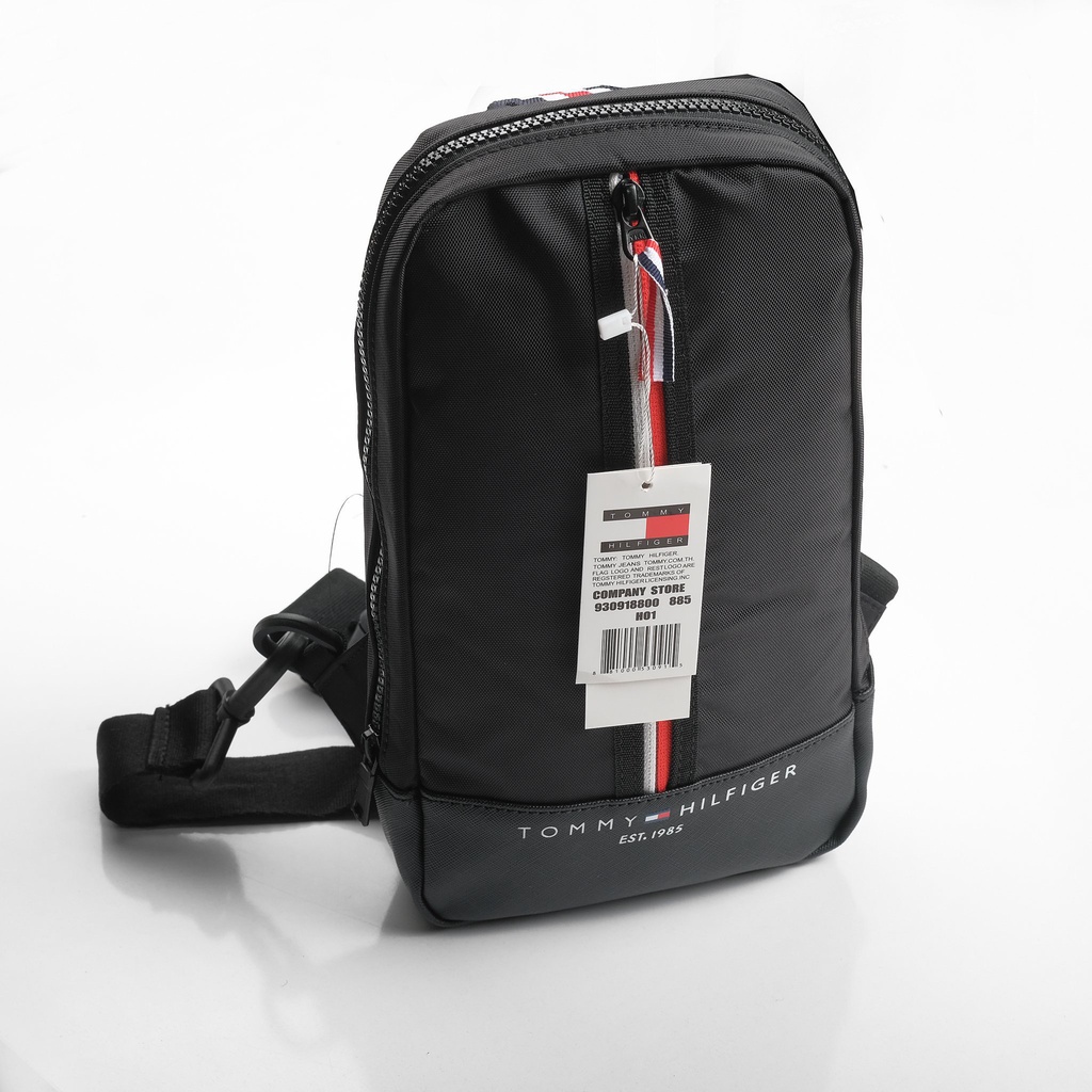 Túi đeo chéo 1 Quai Tommy Hilfiger Est.1985