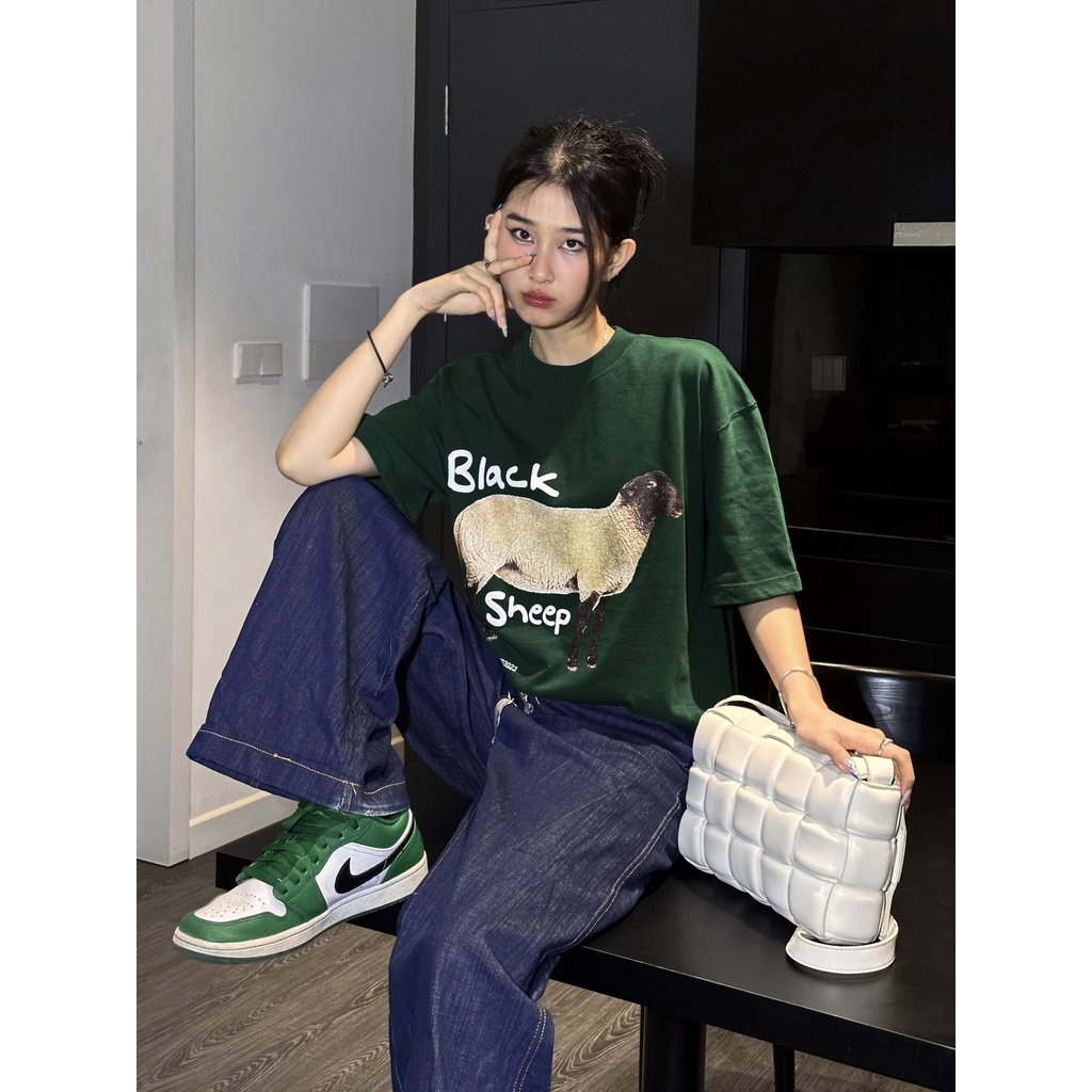 Áo thun unisex SEVENTOWN BLACK SHEEP TEE tay lỡ local brand màu xanh