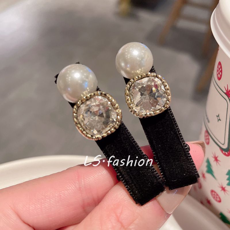 Set 2 Kẹp Tóc Đính Ngọc Trai Hình Vuông Thiết Kế Đơn Giản Thời Trang Cho Nữ