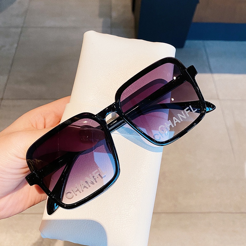 Kính Mát Gọng Vuông In Chữ Phong Cách vintage Thời Trang